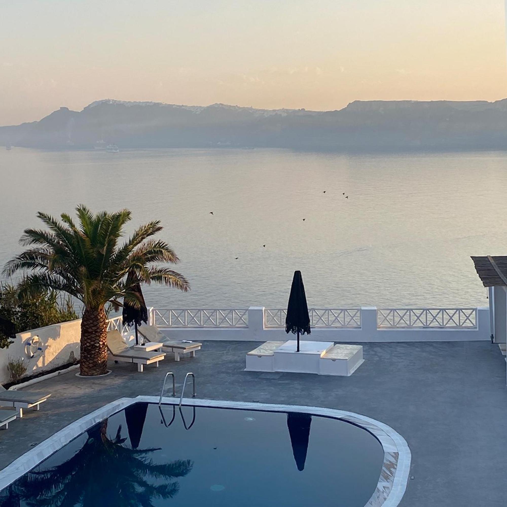 Santorini View Hotell Akrotírion Exteriör bild